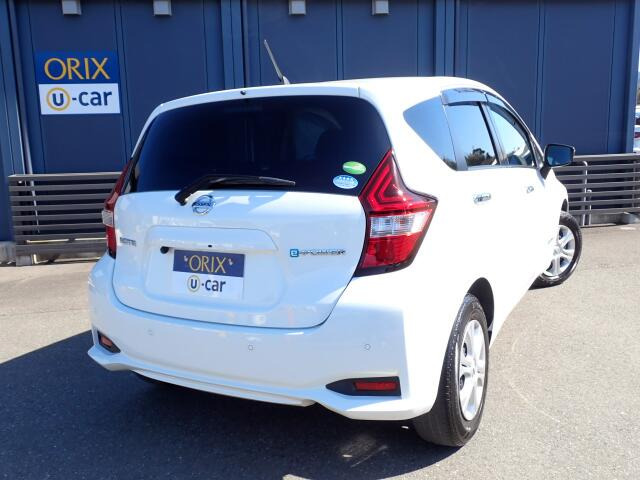 �����r���[�̉摜�ɂȂ�܂��B�I���b�N�X�F�蒆�ÎԂɂ́A���w��������S���Ă���肢���������߂ɁA�Ǝ��́u�I���b�N�X�F�蒆�Îԕۏ؁v�����t�����Ă��܂��B