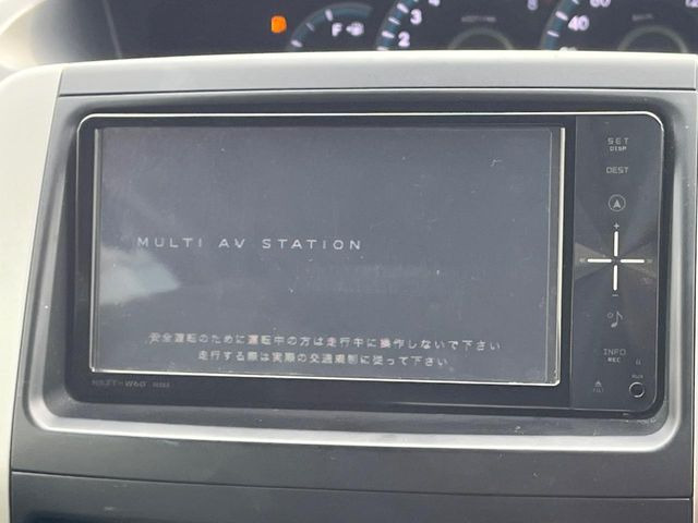 �y�����i�r�z�l�C�̏����i�r�𑕔����Ă���܂��B�i�r�̎g���₷���͂������A�I�[�f�B�I�@�\���[��!�L�����v�◷�s�͂������A�ʋ΂┃�����ȂǕ��i�̃h���C�u���y�����Ȃ�͂���