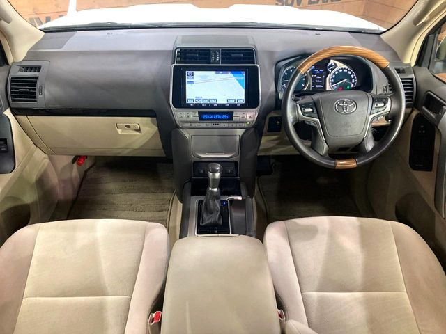 グループ総在庫数約30,000台!!全国の系列店からメーカー・車種問わずご紹介出来るので、あなたにピッタリのお車が見つかるはずです♪まずはお問い合わせ下さい☆