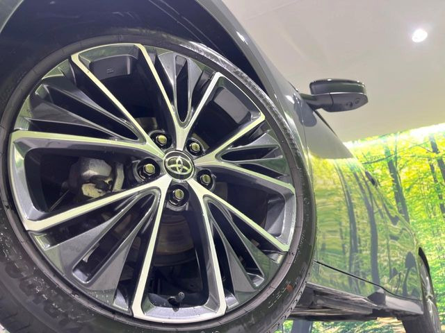 �y����19�C���`�A���~�z�C�[���z�O�ςɃ}�b�`���������A���~�z�C�[���𑕒����Ă���܂��B�e��ЊO�A���~�z�C�[����A�X�^�b�h���X�^�C�����戵�����Ă���܂��B���񂲑��k����������