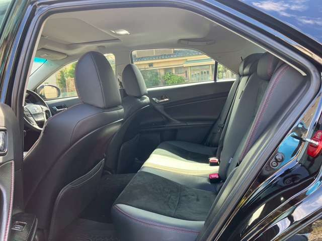 �C�ɂȂ邨�Ԃ�����܂�����E�̓d�b�ԍ����璼�ڂ��X�ɂ��₢���킹���������B�x�����@����ԗ����A��Ԃ܂łȂ�ł������������Ē����܂��B�X�^�b�t�ꓯ���A�����҂����Ă���܂��B