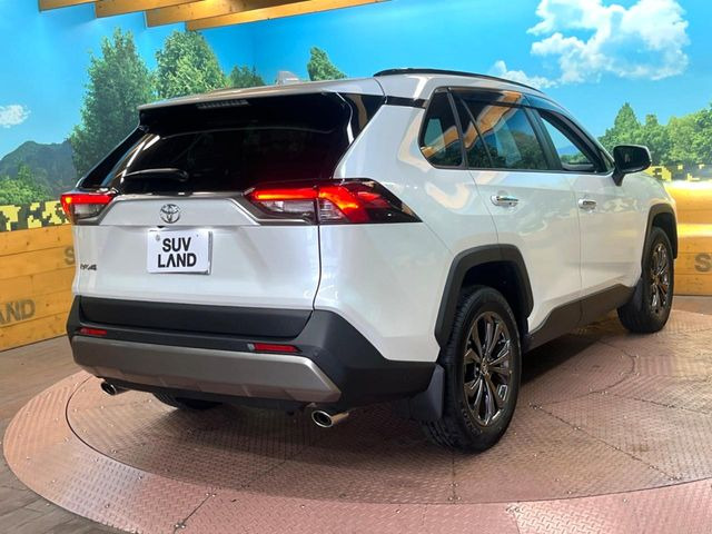 ☆全国のネクステージからお取り寄せが可能※!遠方の店舗に展示してあるクルマが気になる場合も、最寄りの店舗でご覧いただくことが可能です!是非私たちに要望をお聞かせください!※別途費用