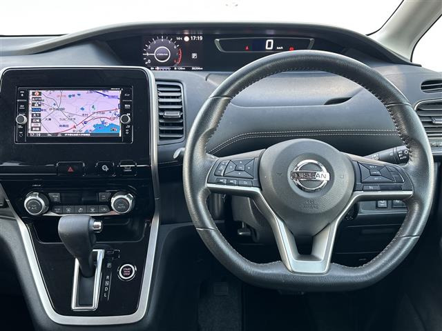 セレナ2.0 ハイウェイスター Vセレクション