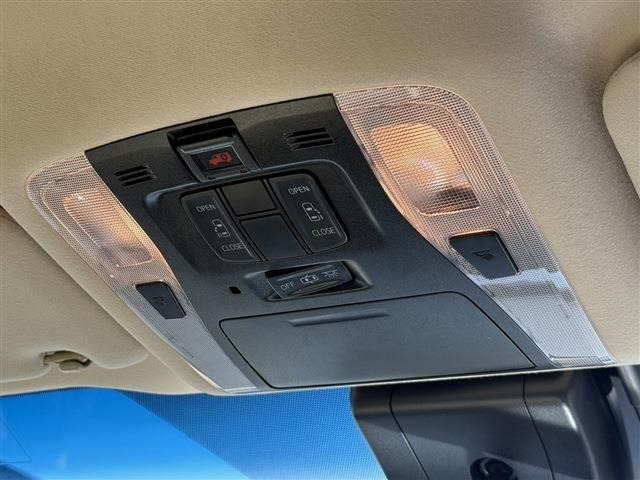 ���Ǝҗl�ւ̔̔��͂��f�肳���Ă��������܂��B �Ԍ������ԗ��̏ꍇ�́A�Ԍ����擾�������x�������z�ŕ\�����Ă���܂��B