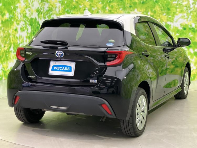 ヤリス1.5 ハイブリッド Z E-Four 4WD