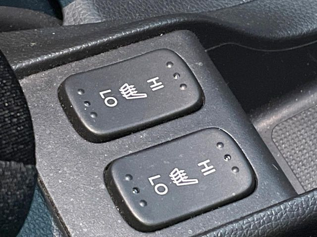 �y�V�[�g�q�[�^�[�z�������ɏd�󂷂�V�[�g�q�[�^�[!�G�A�R����葁�����܂��Ă����̂Ŋ�����̐l�����S�ł��ˁ�G�A�R���̉����͊������邩����A�Ƃ������ɂ����������߂ł��B