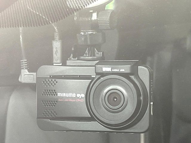 �y�h���C�u���R�[�_�[�z���S�E���S�ȃJ�[���C�t�ɕK�{�̃h���C�u���R�[�_�[�𑕔�!���s���͂������A������^�]�⎖�̂ɑ��������ۂ̏󋵂��f���ŋL�^���A����̃��X�N�ɔ����܂��B