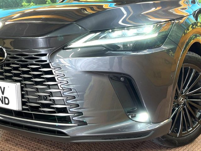 �y�O��LED�w�b�h���C�g�z�X�^�C���b�V���Ȍ����ڂ̎O��LED�w�b�h���C�g�𑕔���X�^�C�������łȂ��A��Ԃ̑��s�����E�ǍD�ň��S���Ă���肢�������܂��B