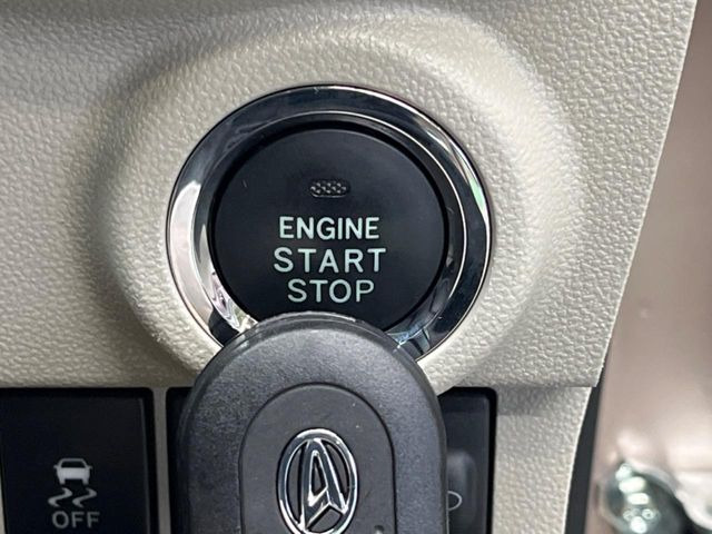 �y�X�}�[�g�L�[�z�J�o����|�P�b�g�ɓ��ꂽ�܂܂ł��h�A�̎{���E�������\�ȃX�}�[�g�L�[�𑕔��B�G���W���̃I���E�I�t�����J�M�����o���K�v����������Ƃ��Ă��֗��ł���