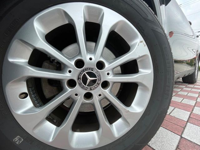 ������17�C���`�A���~�z�C�[��:�A���ԂȂ�ł͂̑�z����������x����z�C�[���Ƒ����ł�!���{�Ԃ̑���Ɋ���Ă�����ɂ����Б̊����Ē��������قǁA�������x���ł܂Ƃ܂��Ă��܂�!