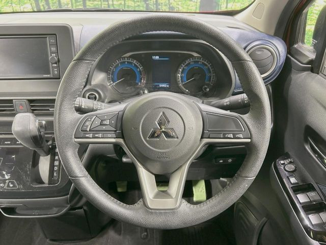 �y�X�e�A�����O�X�C�b�`�z�^�]���A�O������ڐ������炷���ƂȂ��A�I�[�f�B�I���̑��삪�\�ȕ֗��@�\!���S&���K�ȃh���C�u�����o���Ă���܂���