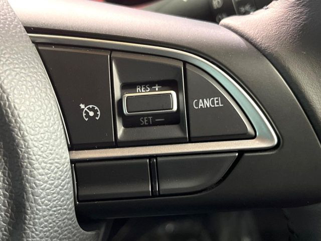 �y�N���[�Y�R���g���[���z�������H�����N���N���s�B�A�N�Z���𗣂��Ă���葬�x�ő��s���ł��A�������^�]���̕��S���y��!�����E�������ȒP�ȃX�C�b�`����Œ����ł��܂��B