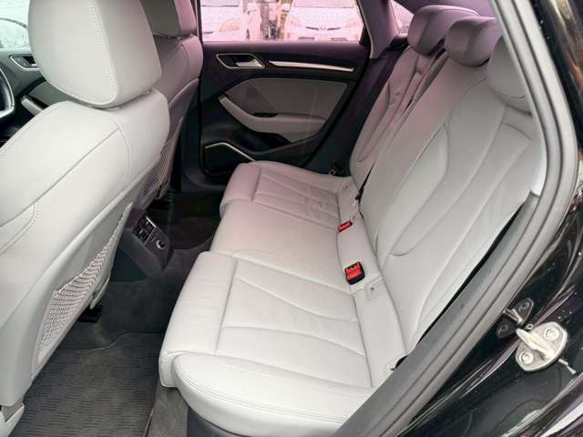 �C�ɂȂ邨�Ԃ�����܂�����E�̓d�b�ԍ����璼�ڂ��X�ɂ��₢���킹���������B�x�����@����ԗ����A��Ԃ܂łȂ�ł������������Ē����܂��B�X�^�b�t�ꓯ���A�����҂����Ă���܂��B