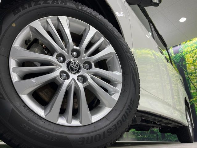 �y����16�C���`�A���~�z�C�[���z�O�ςɃ}�b�`���������A���~�z�C�[���𑕒����Ă���܂��B�e��ЊO�A���~�z�C�[����A�X�^�b�h���X�^�C�����戵�����Ă���܂��B���񂲑��k����������