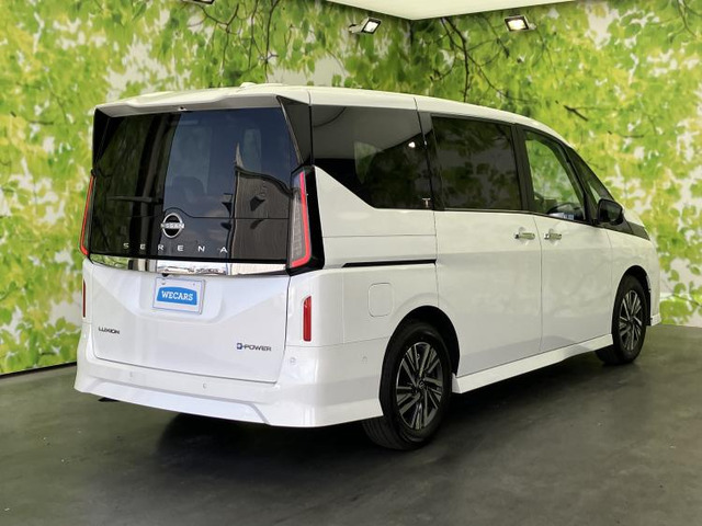 セレナ1.4 e-POWER ルキシオン