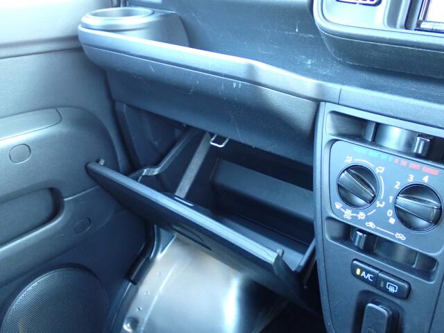 ���[�����Ղ�O���[�u�{�b�N�X�B