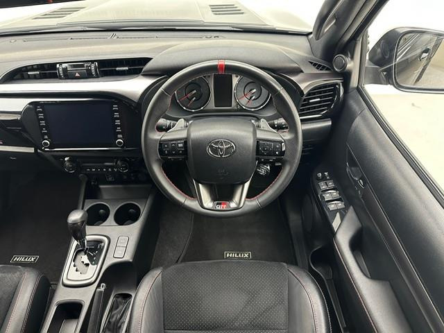 ハイラックス2.4 Z GRスポーツ ディーゼル 4WD