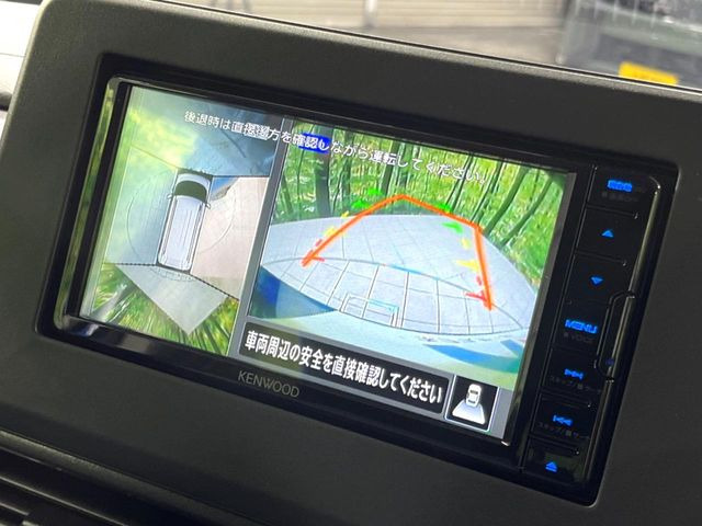 �y�}���`�A���E���h���j�^�[�z��p�̃J�����ɂ��A�ォ�猩���낵���悤�Ȏ��_��360�x�N���}�̎��͂��m�F���邱�Ƃ��ł��܂������p�������m�F���₷���A�����ꏊ�ł̐؂�Ԃ��⒓�Ԃ��X���[�Y�ɍs���܂��B