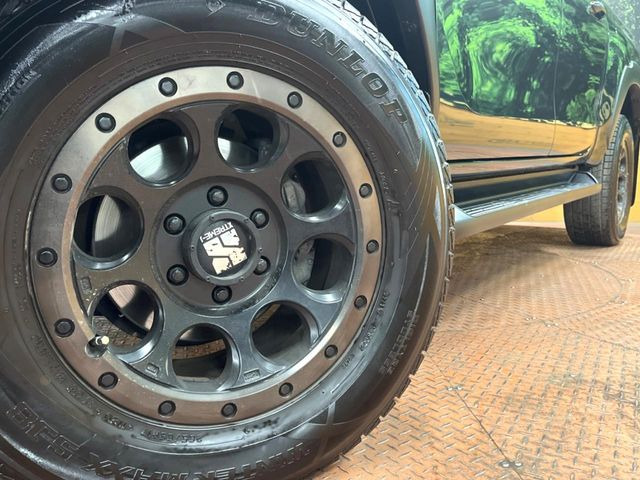 �y17�C���`�A���~�z�C�[���z�O�ςɃ}�b�`�����A���~�z�C�[���𑕒����Ă���܂��B�e��A���~�z�C�[����A�X�^�b�h���X�^�C�����戵�����Ă���܂��B���񂲑��k����������