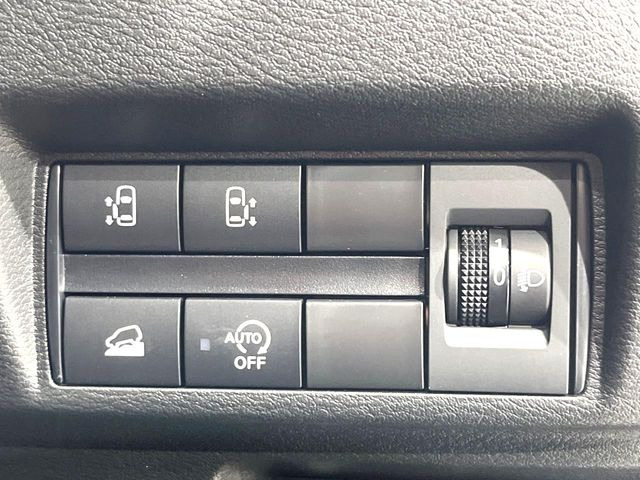 �y�����p���[�X���C�h�h�A�z�X�}�[�g�L�[��^�]�Ȃ̃X�C�b�`�Ō�ȗ����X���C�h�h�A�̊J���\���d��������͂����ăh�A���J����K�v�������A�����Ȃ��q�l�ł��ȒP�ɊJ���߂ł����K�ł���