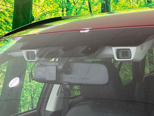 �y�A�C�T�C�gVer3�z�O���̎ԗ��������m���A�Փ˂������Ȏ��͌x��Œ��ӂ𑣂��A�u���[�L�𓥂ޗ͂��T�|�[�g�B�u���[�L�𓥂߂Ȃ������ꍇ�͏Փ˔�Q�y���u���[�L���쓮�A�Փˉ�����T�|�[�g���܂��B