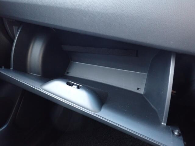 �Ԍ��ؓ��ꓙ���ވꎮ�����[�ł���O���[�u�{�b�N�X