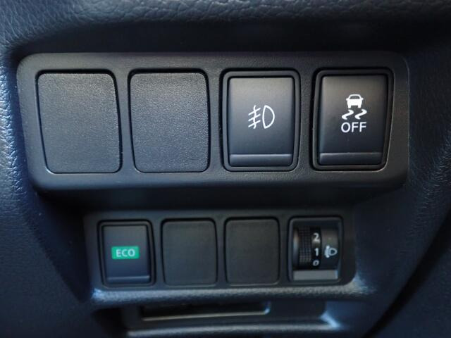 �y������h�~�@�\�z���s���ɕs����ȏ�ԂɂȂ����N���}�𐧌䂵�Ĉ��肳���邽�߂̃V�X�e���ł��B