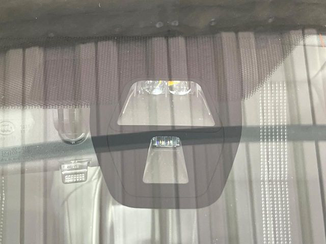 �y�V�e�B�u���[�L�A�N�e�B�u�V�X�e���z�ᑬ���s���ɑO���̎ԗ�����F�����A�Փ˂������Ȏ��͌x��ƃu���[�L�ŏՓˉ���Ɣ�Q�y�����A�V�X�g�B�����S�Ƀh���C�u�����y���݂��������܂��B