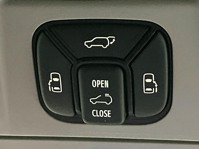 �y�����p���[�X���C�h�h�A�z�X�}�[�g�L�[��^�]�Ȃ̃X�C�b�`�Ō�ȗ����X���C�h�h�A�̊J���\���d��������͂����ăh�A���J����K�v�������A�����Ȃ��q�l�ł��ȒP�ɊJ���߂ł����K�ł���