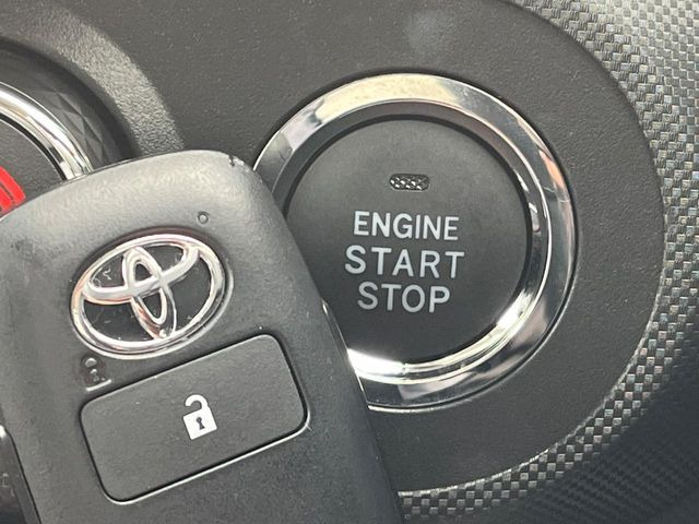 �y�L�[���X�z�������ꂽ�ꏊ����ł��{�^����Ńh�A�̊J���E�{�����ł���̂łƂ��Ă��֗�!�h�A�̌�������ɏ������邱�Ƃ�����܂����