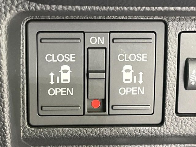 �y�����p���[�X���C�h�h�A�z�X�}�[�g�L�[��^�]�Ȃ̃X�C�b�`�Ō�ȗ����X���C�h�h�A�̊J���\���d��������͂����ăh�A���J����K�v�������A�����Ȃ��q�l�ł��ȒP�ɊJ���߂ł����K�ł���