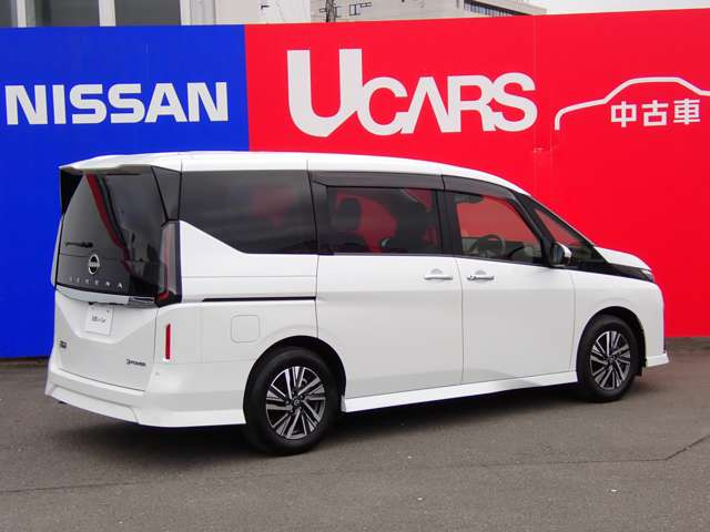 セレナ1.4 e-POWER ハイウェイスターV