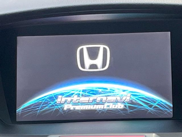 �y���[�J�[�����i�r�z�C���e���A�ɗn�����ރX�^�C���b�V���ȁu��p�݌v�v���[�J�[�i�r�𑕔��􎋔F���⑀�쐫�ȂǊ�{���\�ɂ��D��A���㎿�ȃJ�[���C�t�����y���݂��������܂��B