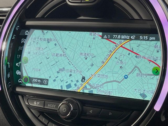 �������i�r:��̊��̂���i�r�́A����������ԓ������o���Ă���܂��B�I�[�f�B�I�@�\���[�����Ă���܂��̂ŁA�^�]�����y���߂܂���