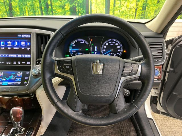 �y�����v�����X�e�A�����O�z�㎿�Ȋv���g�p���邱�ƂŁA��ɂ����������݂ƂĂ��^�]���₷���n���h���ł���