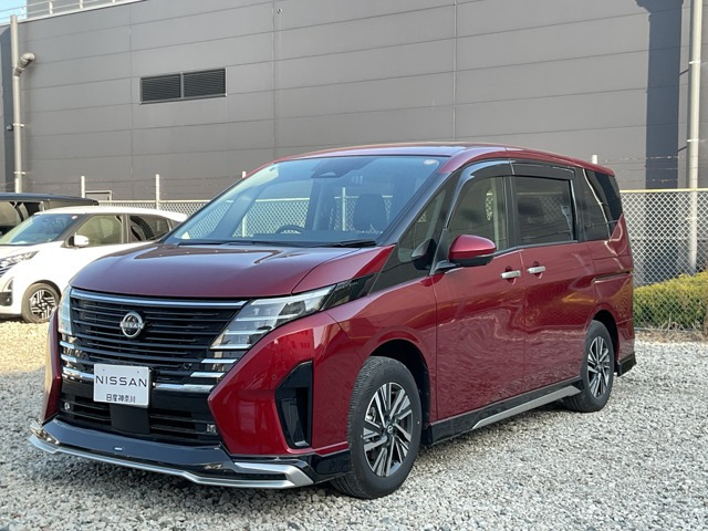 セレナ1.4 e-4ORCE ハイウェイスターV 4WD