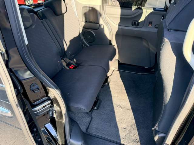 �C�ɂȂ邨�Ԃ�����܂�����E�̓d�b�ԍ����璼�ڂ��X�ɂ��₢���킹���������B�x�����@����ԗ����A��Ԃ܂łȂ�ł������������Ē����܂��B�X�^�b�t�ꓯ���A�����҂����Ă���܂��B