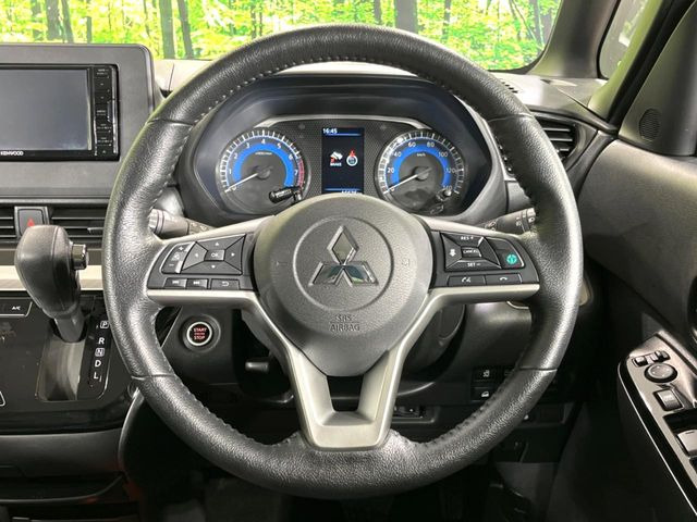 �y�X�e�A�����O�X�C�b�`�z�^�]���A�O������ڐ������炷���ƂȂ��A�I�[�f�B�I���̑��삪�\�ȕ֗��@�\!���S&���K�ȃh���C�u�����o���Ă���܂���