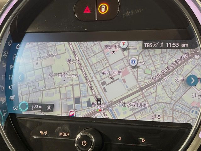 �������i�r:��̊��̂���i�r�́A����������ԓ������o���Ă���܂��B�I�[�f�B�I�@�\���[�����Ă���܂��̂ŁA�^�]�����y���߂܂���