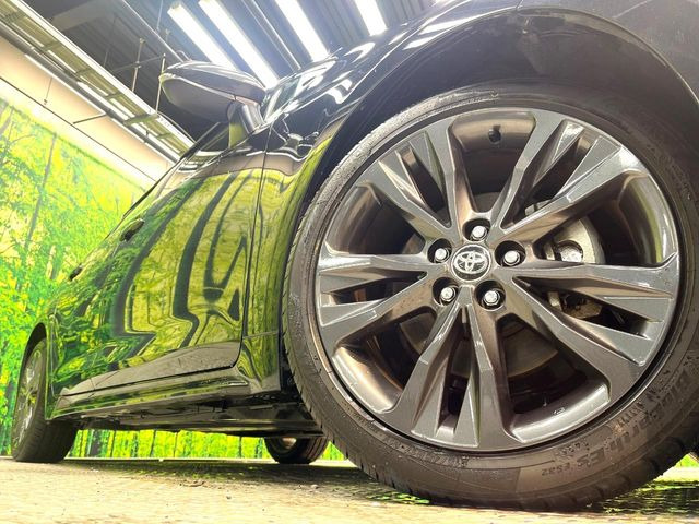 �y����17�C���`�A���~�z�C�[���z�O�ςɃ}�b�`���������A���~�z�C�[���𑕒����Ă���܂��B�e��ЊO�A���~�z�C�[����A�X�^�b�h���X�^�C�����戵�����Ă���܂��B���񂲑��k����������