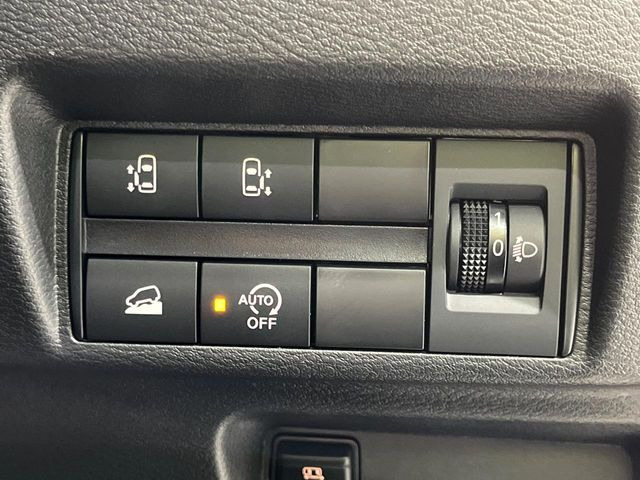 �y�����p���[�X���C�h�h�A�z�X�}�[�g�L�[��^�]�Ȃ̃X�C�b�`�Ō�ȗ����X���C�h�h�A�̊J���\���d��������͂����ăh�A���J����K�v�������A�����Ȃ��q�l�ł��ȒP�ɊJ���߂ł����K�ł���