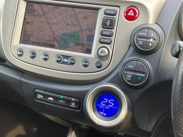 �y�I�[�g�G�A�R���z��x���D�݂̉��x�ɐݒ肷��΁A�ԓ��̉��x�����m�����ʂ≷�x�������Œ����B����&hellip;����&hellip;�Ɖ��x���X�C�b�`���������K�v�͂���܂���B���K�Ȏԓ���Ԃɂ͕K�{�̋@�\�ł��ˁ�