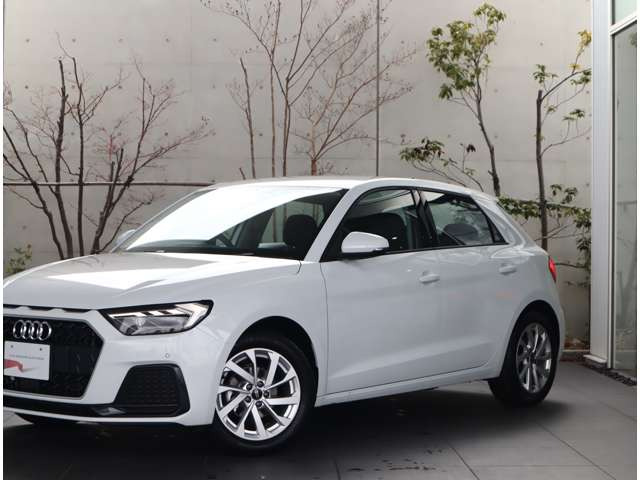 A1スポーツバック25 TFSI アドバンスド