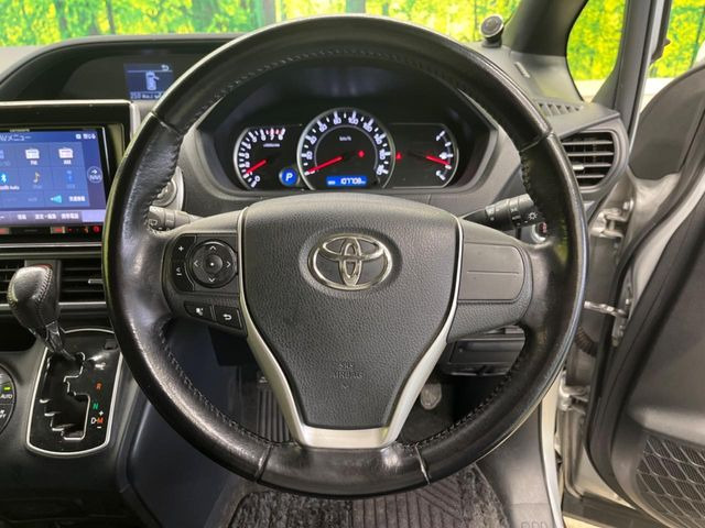 �y�����v�����X�e�A�����O�z�㎿�Ȋv���g�p���邱�ƂŁA��ɂ����������݂ƂĂ��^�]���₷���n���h���ł���