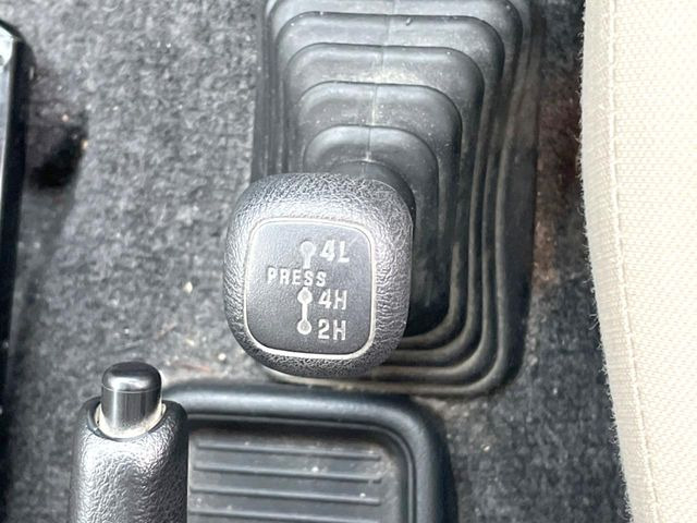 �y�g�����X�t�@�[�z�I�t���[�h��ᓹ�ɓ����������[�h�ւ̐؂�ւ����\�B�������j�����������A�I�����[�h�ȊO�ł����􂵂Ă���܂���