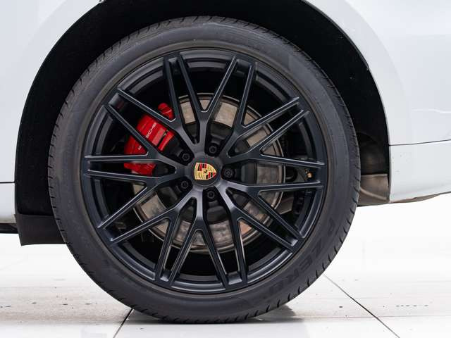 �y �o���O���[�v���^�c �z���X�͍����L���̍����A���Ԑ��X�ł��B���m���ɂĉ^�c���Ă���܂��B���q�l������ڎw���A���S���č����A���Ԃɂ���蒸����悤����`���������܂��B�S�ăA�y���^�ɂ��C�����������B