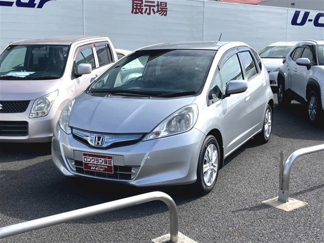 フィットハイブリッド1.3 10th アニバーサリー