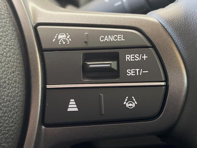 フリード1.5 e:HEV クロスター