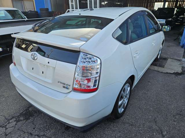 プリウス1.5 G ツーリングセレクション レザーパッケージ