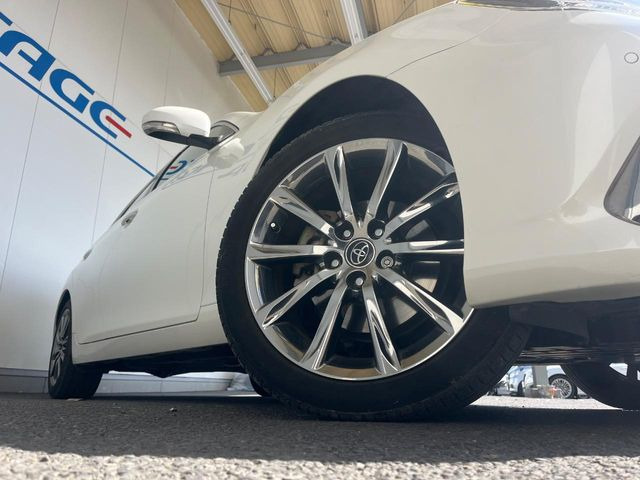 �y����18�C���`�A���~�z�C�[���z�O�ςɃ}�b�`���������A���~�z�C�[���𑕒����Ă���܂��B�e��ЊO�A���~�z�C�[����A�X�^�b�h���X�^�C�����戵�����Ă���܂��B���񂲑��k����������